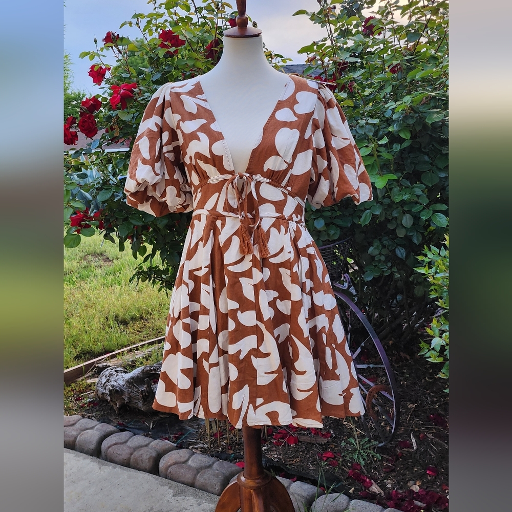 House of Harlow 1960 Dress